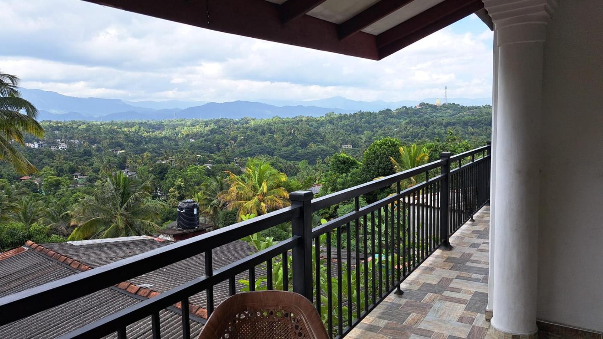 Dreamscape Home Stay Kandy Bagian luar foto