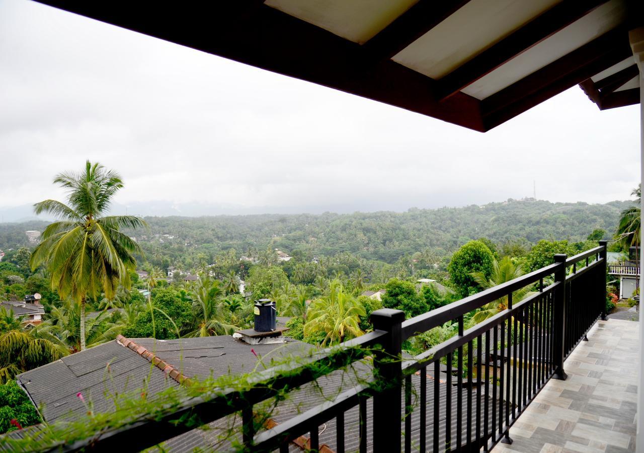 Dreamscape Home Stay Kandy Bagian luar foto