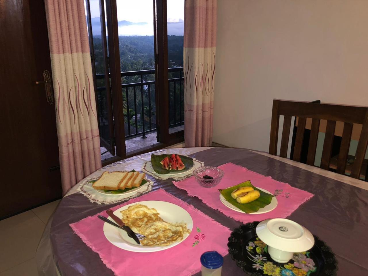 Dreamscape Home Stay Kandy Bagian luar foto
